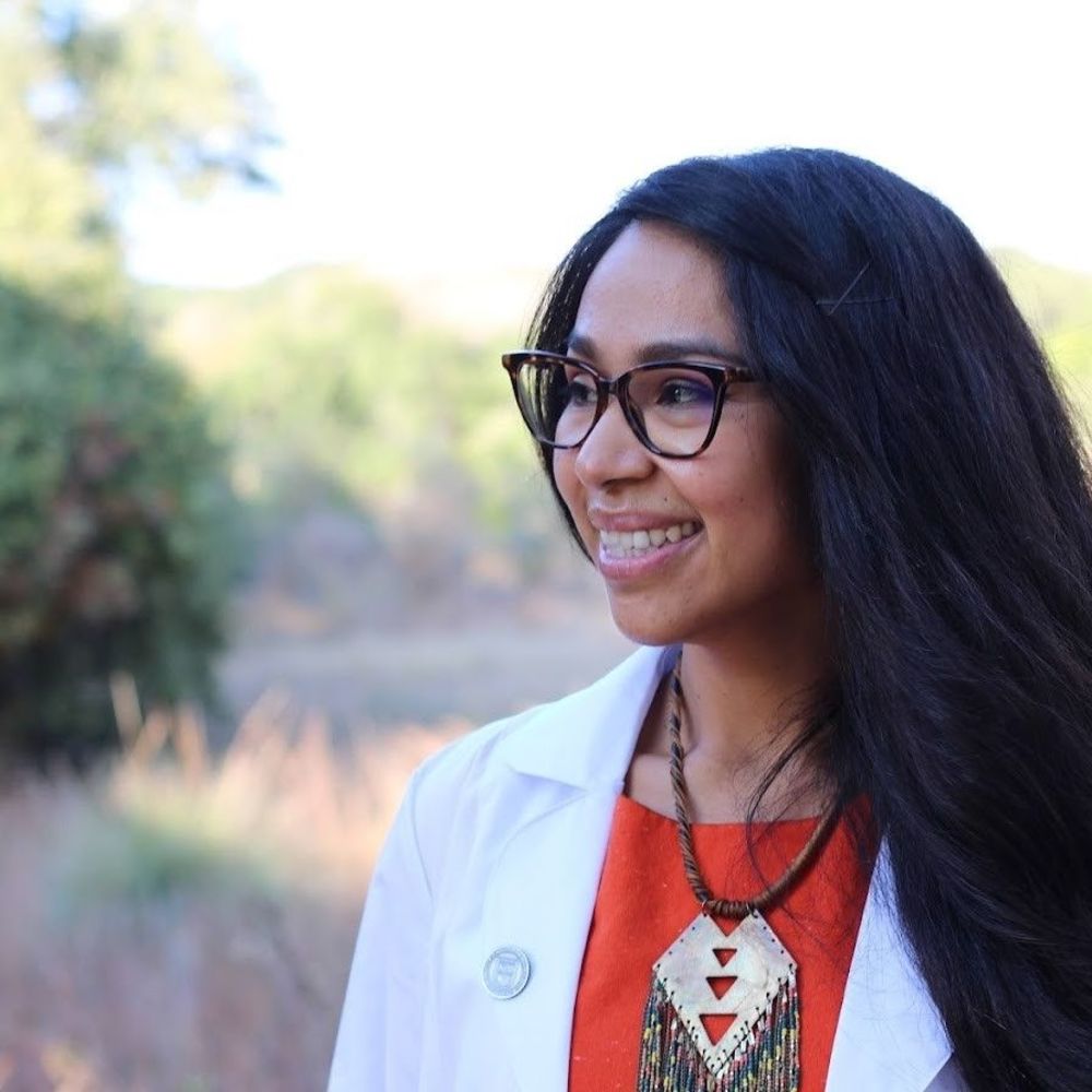 Meet your Posher, Adriana